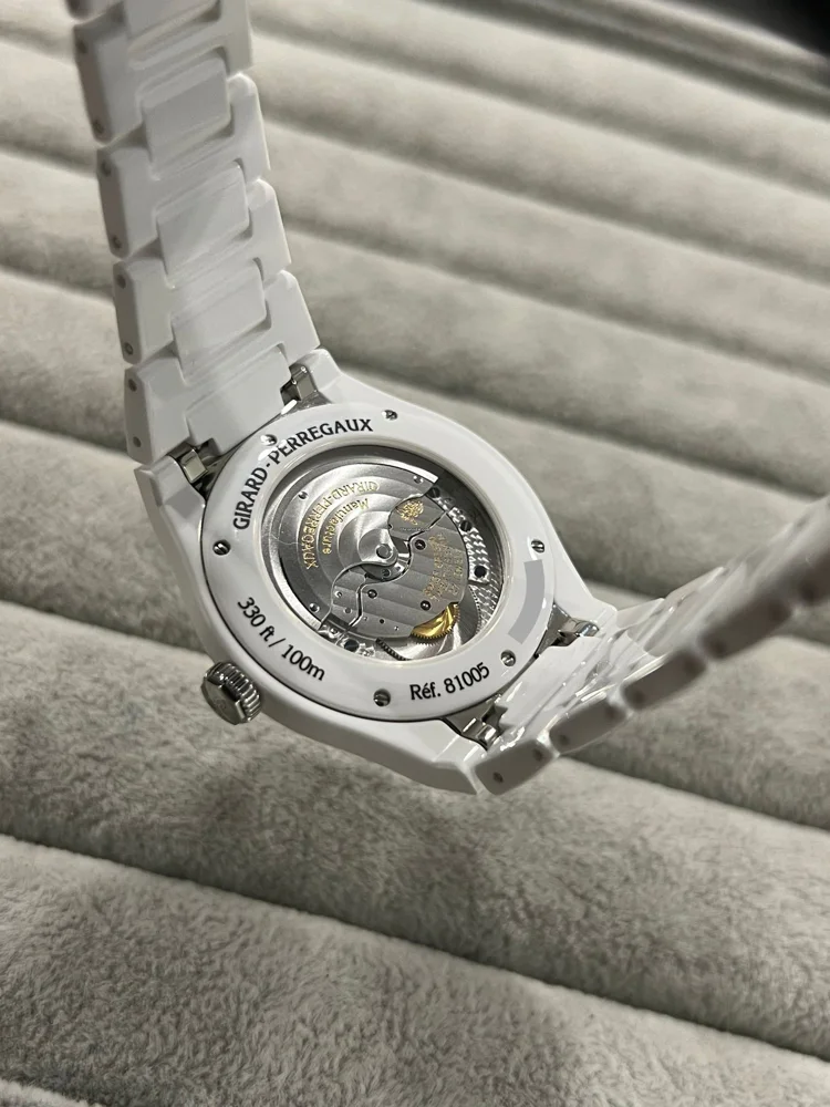 Girard Perregaux Laureato Ceramic Diamond